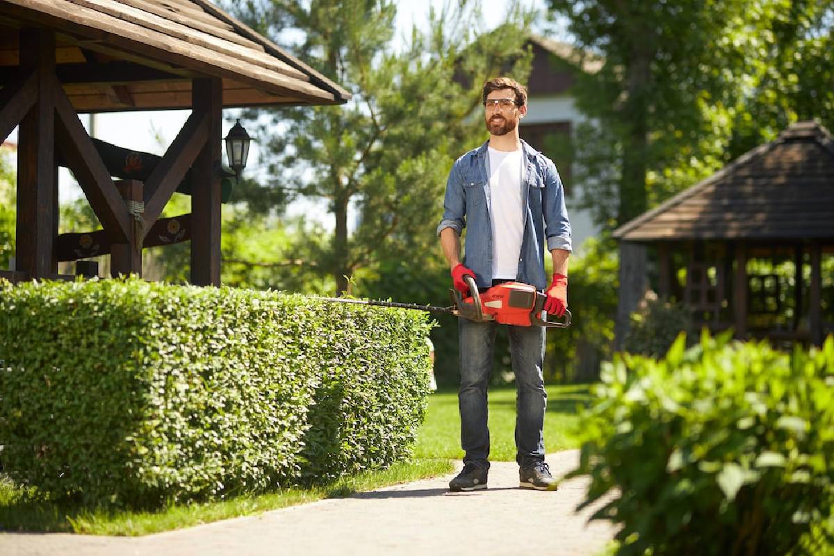 Gardening Landscaping Lawn Service04